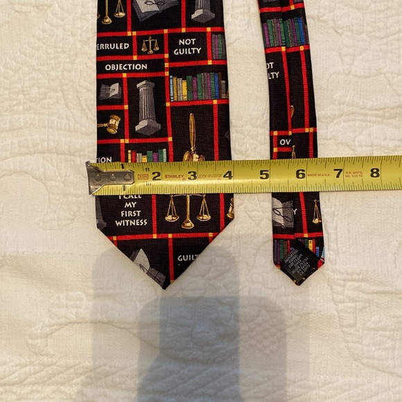 Perfect Tie for an Attorney or Attorney to Be - Picture 7 of 7